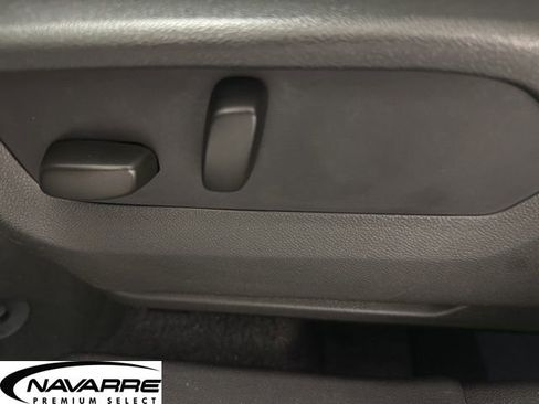 Used 2023 Buick Envision Essence image 25