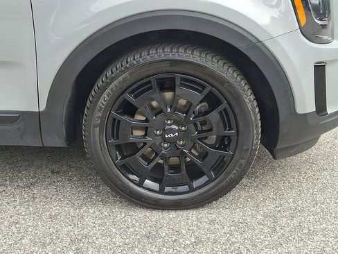 Used 2022 Kia Telluride EX w/ EX Premium Package AWD/4WD image 8