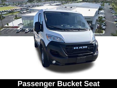 Used 2025 RAM ProMaster 2500 w/ Convenience Group FWD image 13