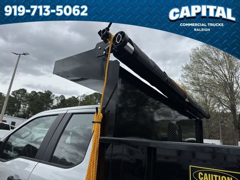 New 2026 Ford F550 4x4 Supercab Super Duty image 17