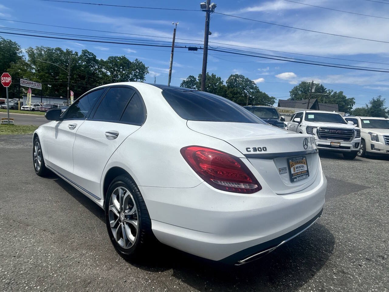 Used 2015 Mercedes-Benz C 300 4MATIC Sedan image 3