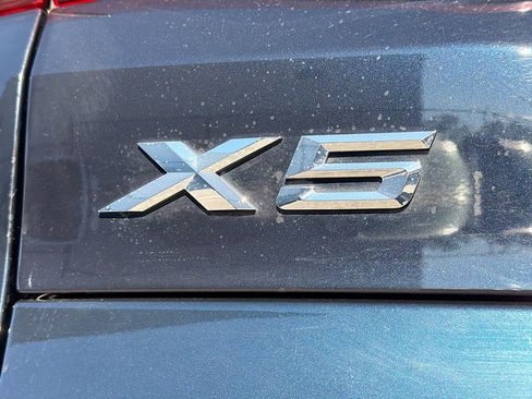 Used 2021 BMW X5 xDrive40i w/ M Sport Package image 11