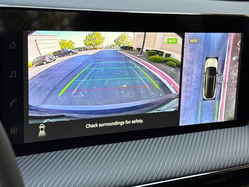 New 2026 Nissan Kicks SR image 16