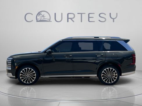 New 2026 Hyundai Palisade Calligraphy FWD image 2