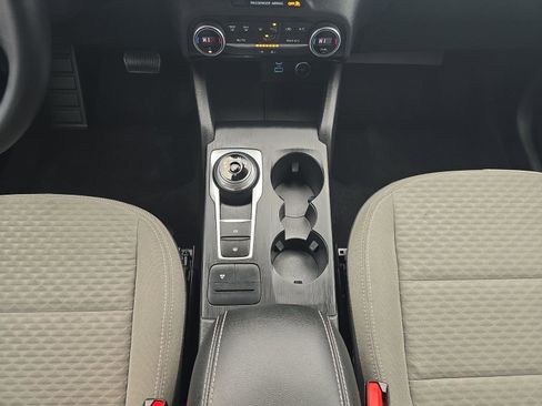 Used 2021 Ford Escape SE w/ SE Sport Appearance Package image 19