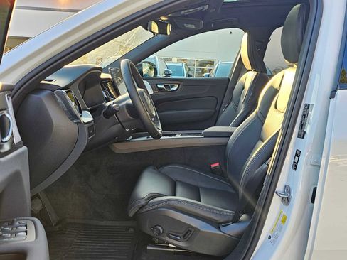 New 2026 Volvo XC60 B5 Ultra w/ Protection Package Premier AWD/4WD image 17