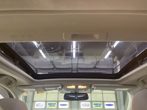 Used 2015 Subaru Forester 2.5i Touring w/ Protection Package #2 image 27