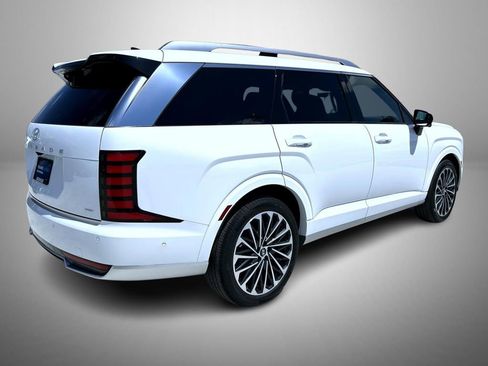 Used 2026 Hyundai Palisade Calligraphy AWD/4WD image 5