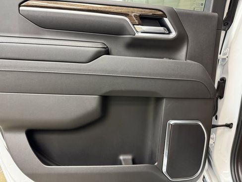 New 2026 GMC Sierra 2500 SLE image 16