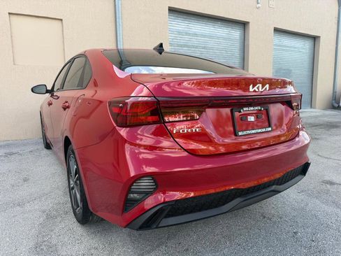Used 2022 Kia Forte LXS image 9