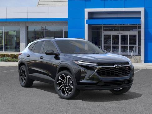 New 2026 Chevrolet Trax RS w/ Driver Confidence Package FWD image 31