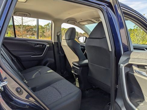 Used 2024 Toyota RAV4 XLE image 41