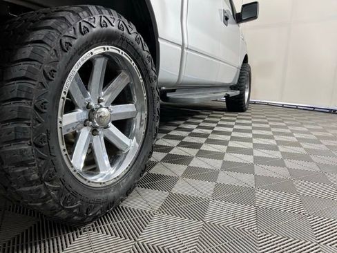 Used 2011 Ford F150 XLT w/ XLT Convenience Pkg image 5