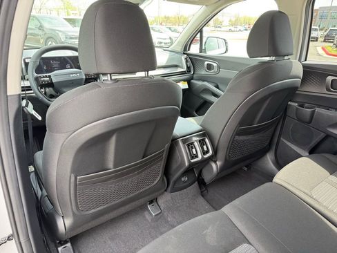 New 2026 Kia Sorento LX FWD image 28