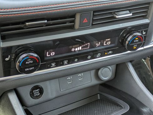 Certified 2026 Nissan Rogue SV image 23