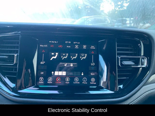 Used 2022 Dodge Durango GT AWD/4WD image 14