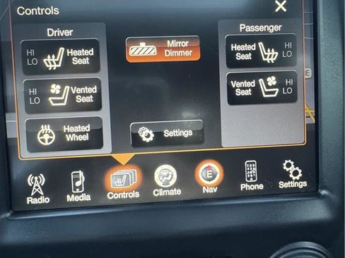 Used 2014 RAM 1500 Laramie Longhorn image 19