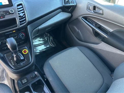 Used 2020 Ford Transit Connect XL image 17