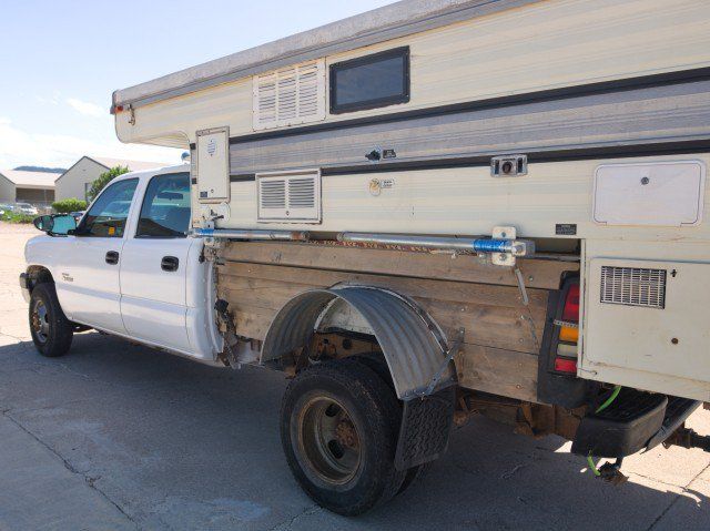 Used 2006 Chevrolet Silverado 3500 4x4 Crew Cab w/ Heavy-Duty Power Package image 8