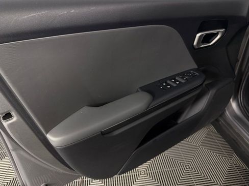 Used 2025 Kia K4 FWD image 24