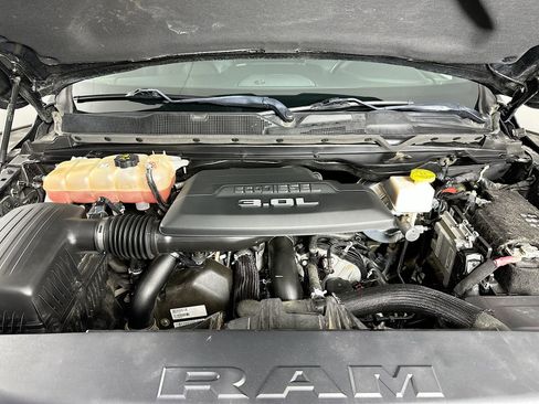 Used 2020 RAM 1500 Rebel image 33