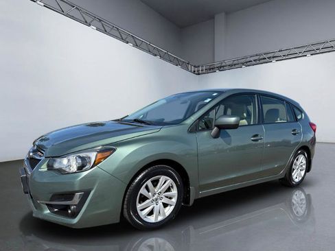 Used 2016 Subaru Impreza 2.0i Premium image 11