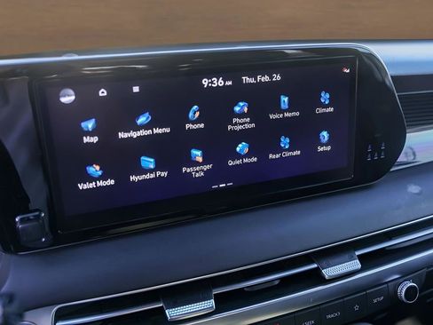 Used 2023 Hyundai Palisade Calligraphy image 16