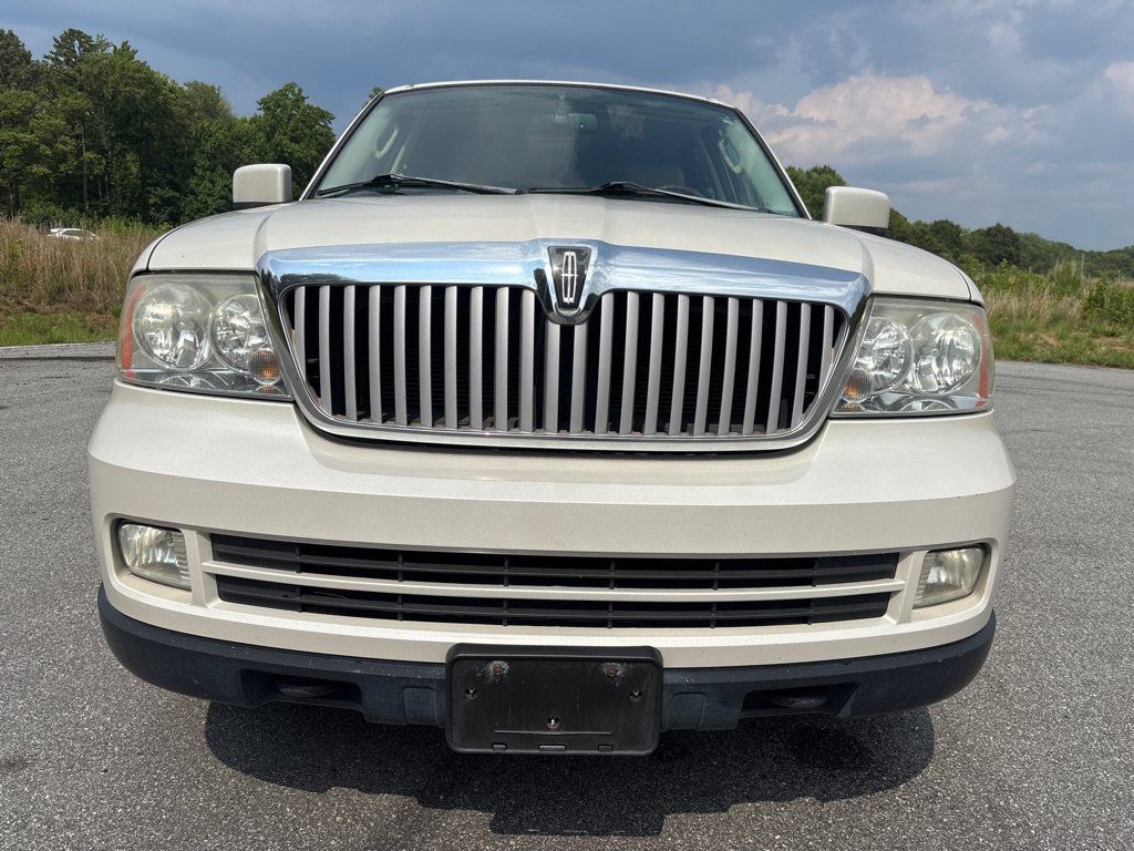 Used 2006 Lincoln Navigator 2WD image 8