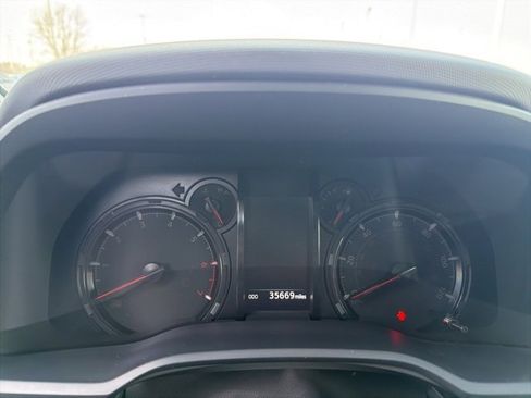 Certified 2024 Toyota 4Runner SR5 image 12