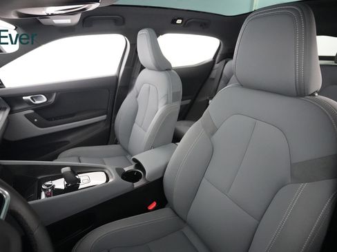 Used 2023 Polestar Polestar 2 w/ Pilot Pack AWD/4WD image 4