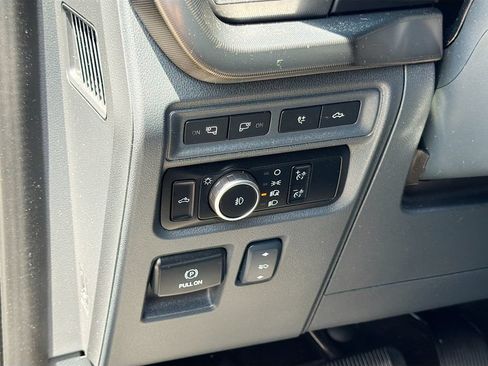 Used 2024 Ford F150 Platinum w/ Equipment Group 702A High AWD/4WD image 10