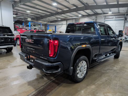 Used 2023 GMC Sierra 2500 Denali image 3