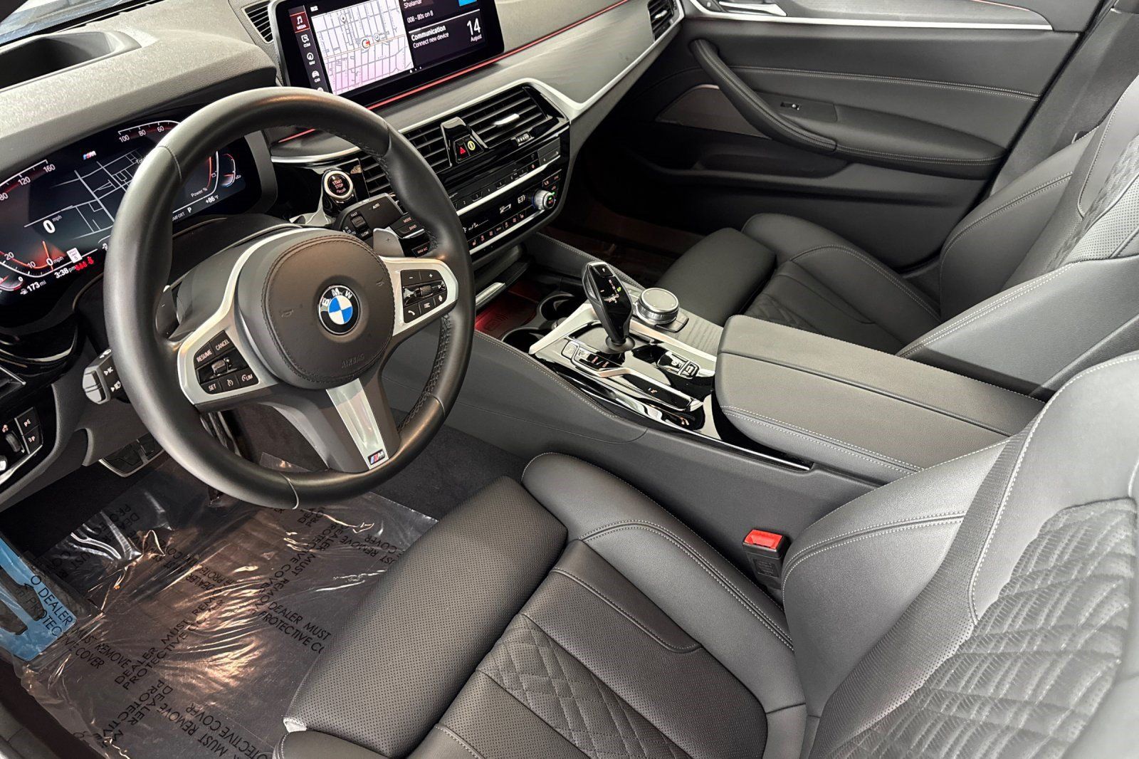 Used 2023 BMW 540i w/ M Sport Package RWD image 4