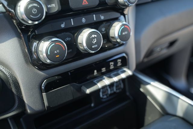 Used 2022 RAM 1500 Big Horn AWD/4WD image 36