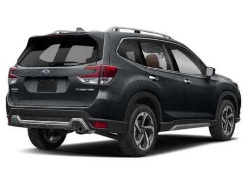 Used 2024 Subaru Forester Touring w/ POP Package 3 AWD/4WD image 2