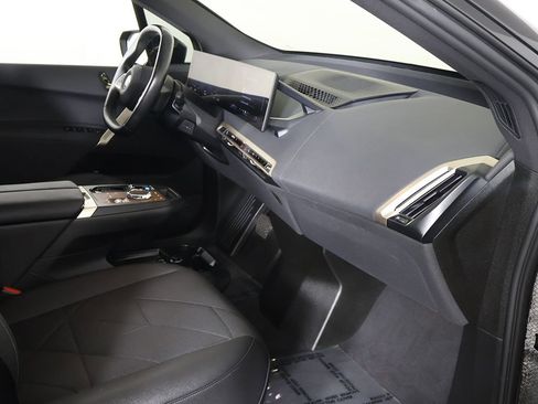 Used 2024 BMW iX xDrive50 w/ Sport Package AWD/4WD image 28