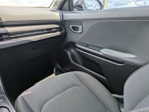 Certified 2025 Kia K4 FWD image 17