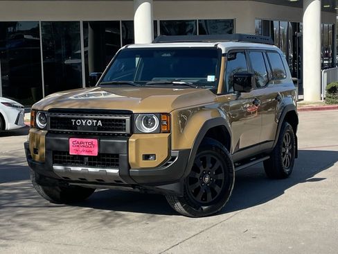 Used 2024 Toyota Land Cruiser image 10