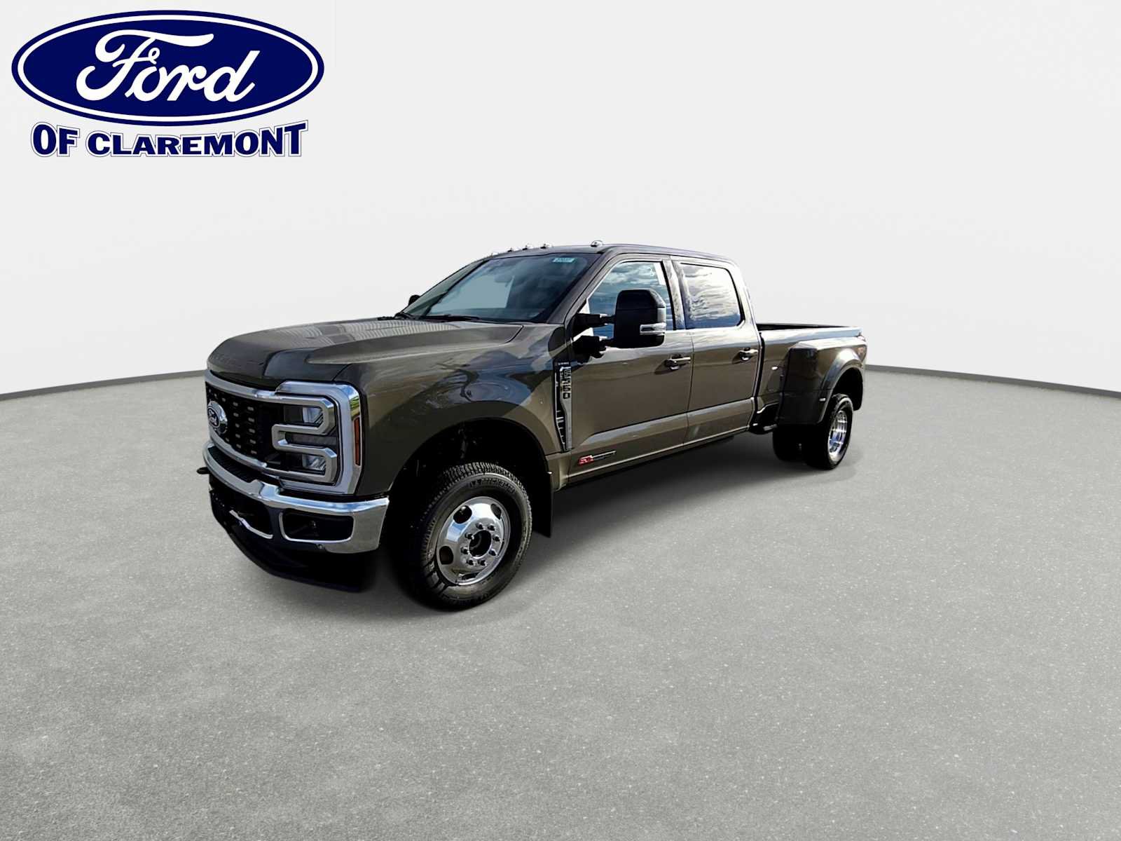 New 2027 Ford F350 Lariat w/ Lariat Ultimate Package AWD/4WD image 4