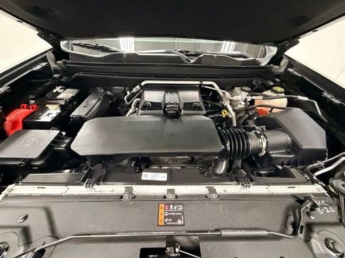 Certified 2023 Chevrolet Colorado ZR2 w/ ZR2 Convenience Package III AWD/4WD image 33