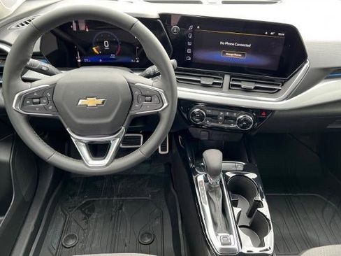 New 2026 Chevrolet Trax LT w/ Driver Confidence Package FWD image 15