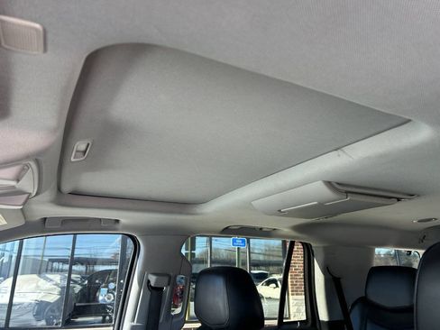 Used 2018 Cadillac Escalade Premium Luxury image 26