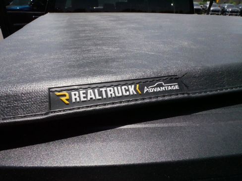 Used 2025 Chevrolet Silverado 1500 Custom Trail Boss w/ Midnight Edition AWD/4WD image 18