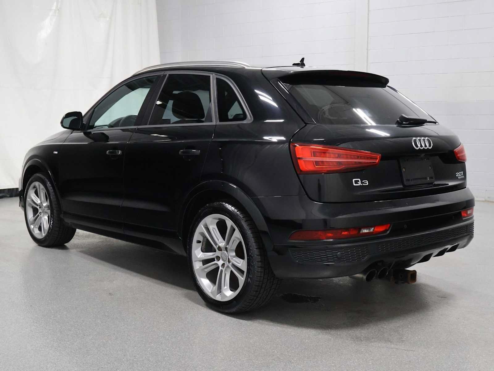 Used 2018 Audi Q3 2.0T Premium AWD/4WD image 3
