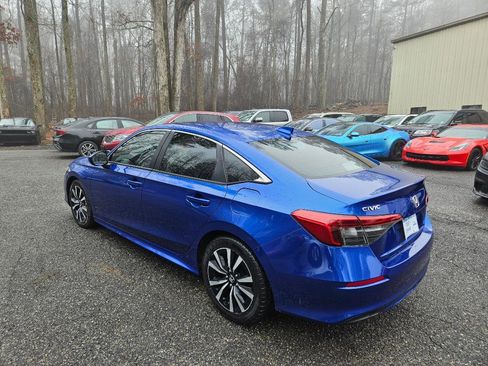 Used 2022 Honda Civic EX image 6