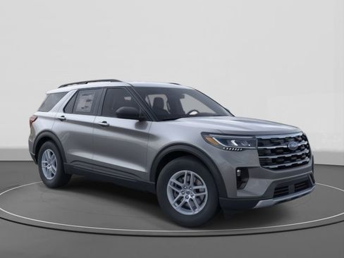 New 2026 Ford Explorer Active w/ Active Comfort Package image 7