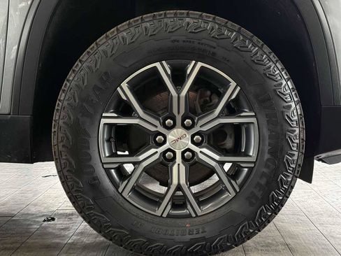 Used 2024 GMC Acadia AT4 w/ Luxury Package AWD/4WD image 30