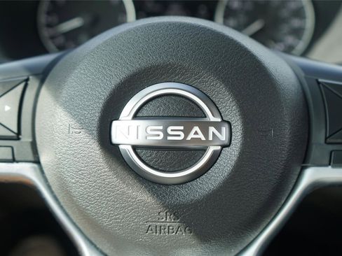 Used 2024 Nissan Sentra SV FWD image 15