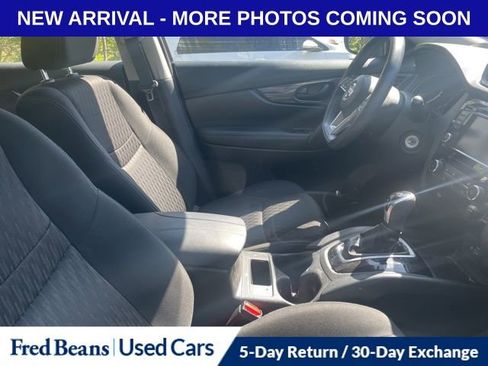 Used 2019 Nissan Rogue S AWD/4WD image 9
