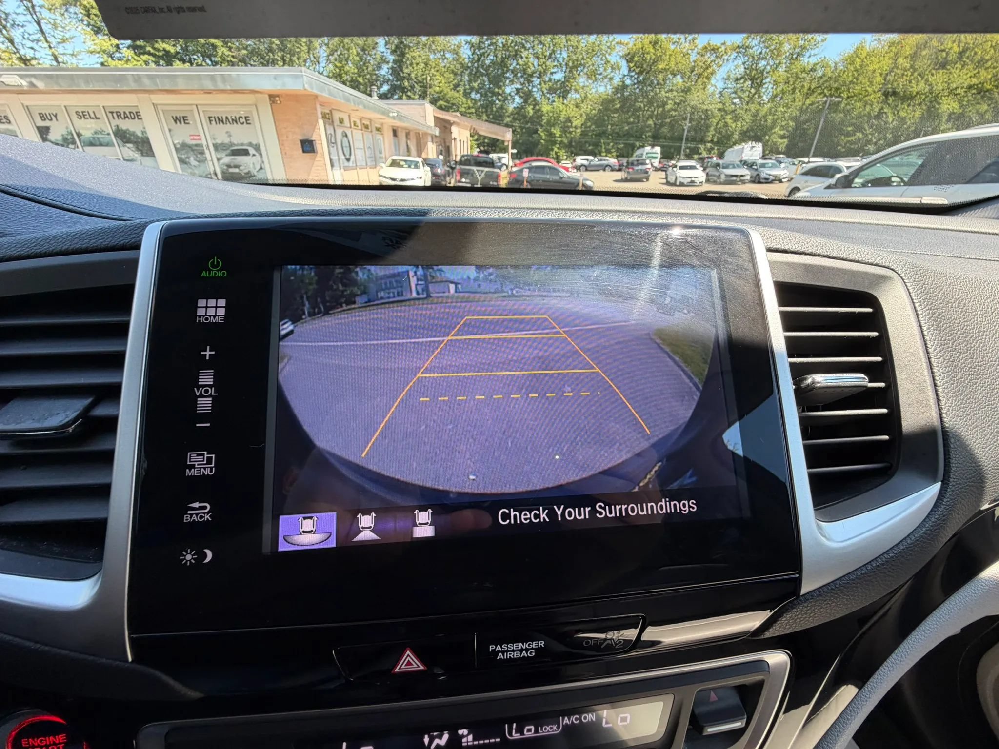 Used 2016 Honda Pilot Touring image 29